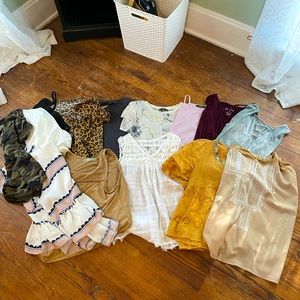 Bundle of women’s small and medium tops